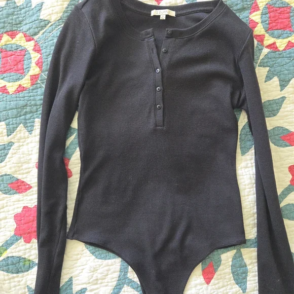 Reformation Black Long Sleeve Bodysuit - Picture 1 of 2